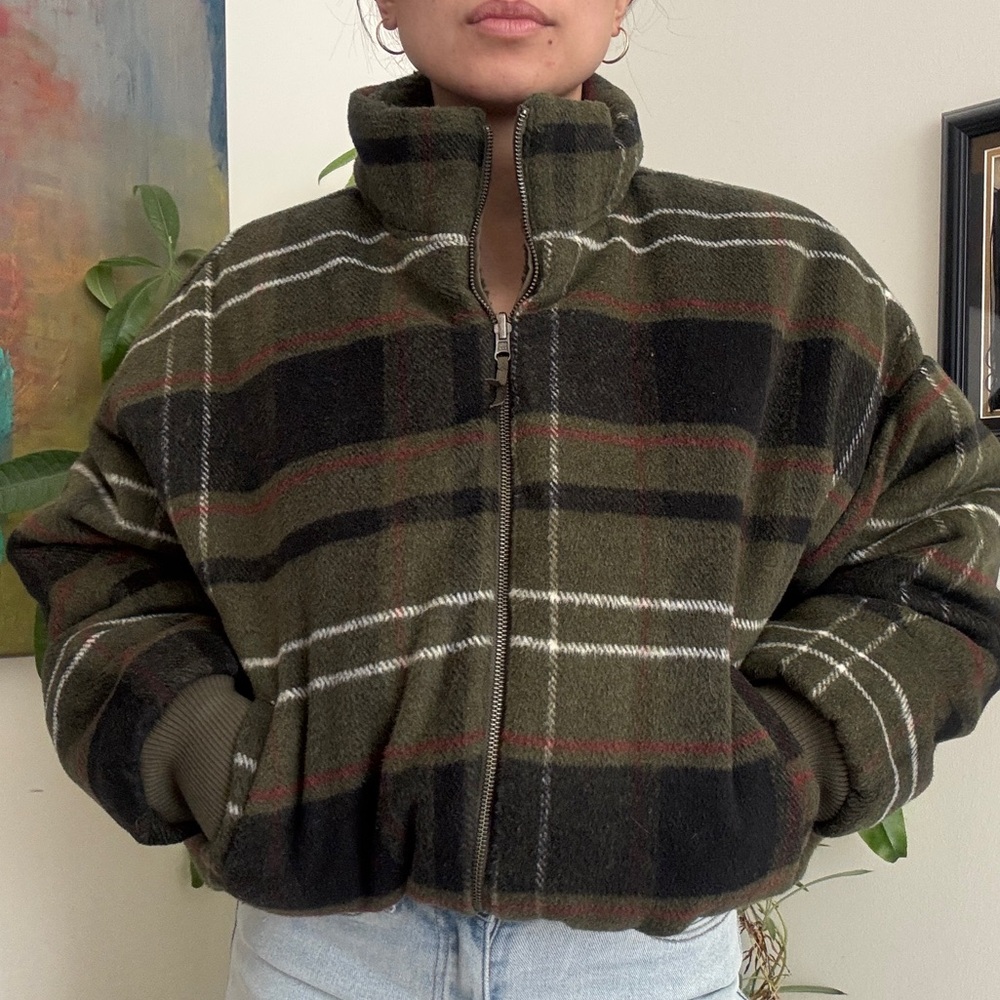 American Eagle Reversible Sherpa plaid Puffer Jacket cinchable waist